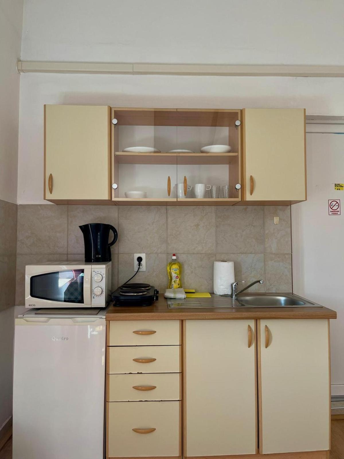 Dejan Apartment4-Top Centar Pula Exterior photo